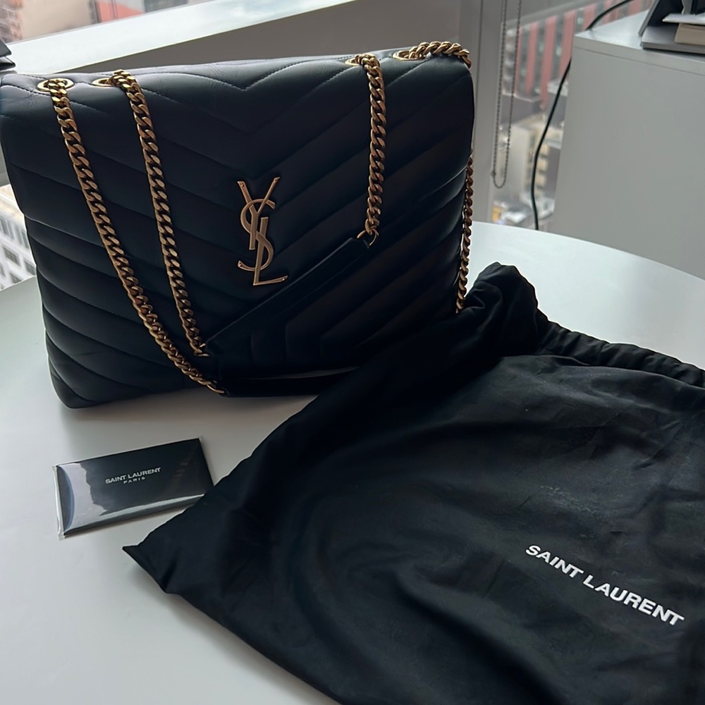 Saint Laurent Loulou Medium